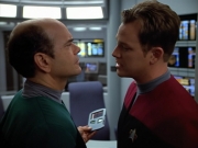 Filename=extant_StarTrek_VOY_4x07-ScientificMethod_00240.jpg
Filesize=162KiB
Dimensions=1200x900
Date added=Aug 20, 2019 extant_StarTrek_VOY_4x07-ScientificMethod_00240.jpg