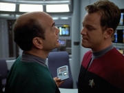 Filename=extant_StarTrek_VOY_4x07-ScientificMethod_00254.jpg
Filesize=156KiB
Dimensions=1200x900
Date added=Aug 20, 2019 extant_StarTrek_VOY_4x07-ScientificMethod_00254.jpg