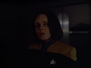 Filename=extant_StarTrek_VOY_4x07-ScientificMethod_00340.jpg
Filesize=72KiB
Dimensions=1200x900
Date added=Aug 20, 2019 extant_StarTrek_VOY_4x07-ScientificMethod_00340.jpg