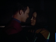 Filename=extant_StarTrek_VOY_4x07-ScientificMethod_00374.jpg
Filesize=80KiB
Dimensions=1200x900
Date added=Aug 20, 2019 extant_StarTrek_VOY_4x07-ScientificMethod_00374.jpg