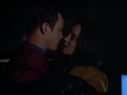 Filename=extant_StarTrek_VOY_4x07-ScientificMethod_00383.jpg
Filesize=82KiB
Dimensions=1200x900
Date added=Aug 20, 2019 extant_StarTrek_VOY_4x07-ScientificMethod_00383.jpg