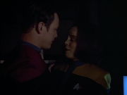 Filename=extant_StarTrek_VOY_4x07-ScientificMethod_00415.jpg
Filesize=78KiB
Dimensions=1200x900
Date added=Aug 20, 2019 extant_StarTrek_VOY_4x07-ScientificMethod_00415.jpg