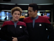 Filename=extant_StarTrek_VOY_4x07-ScientificMethod_00760.jpg
Filesize=153KiB
Dimensions=1200x900
Date added=Aug 20, 2019 extant_StarTrek_VOY_4x07-ScientificMethod_00760.jpg