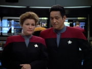 Filename=extant_StarTrek_VOY_4x07-ScientificMethod_00762.jpg
Filesize=149KiB
Dimensions=1200x900
Date added=Aug 20, 2019 extant_StarTrek_VOY_4x07-ScientificMethod_00762.jpg