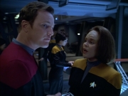 extant_StarTrek_VOY_4x07-ScientificMethod_00804.jpg