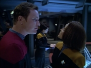 extant_StarTrek_VOY_4x07-ScientificMethod_00805.jpg
