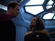 Filename=extant_StarTrek_VOY_4x07-ScientificMethod_00885.jpg
Filesize=155KiB
Dimensions=1200x900
Date added=Aug 20, 2019 extant_StarTrek_VOY_4x07-ScientificMethod_00885.jpg