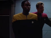 Filename=extant_StarTrek_VOY_4x07-ScientificMethod_00901.jpg
Filesize=106KiB
Dimensions=1200x900
Date added=Aug 20, 2019 extant_StarTrek_VOY_4x07-ScientificMethod_00901.jpg