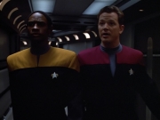 Filename=extant_StarTrek_VOY_4x07-ScientificMethod_00927.jpg
Filesize=121KiB
Dimensions=1200x900
Date added=Aug 20, 2019 extant_StarTrek_VOY_4x07-ScientificMethod_00927.jpg