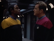 Filename=extant_StarTrek_VOY_4x07-ScientificMethod_00945.jpg
Filesize=129KiB
Dimensions=1200x900
Date added=Aug 20, 2019 extant_StarTrek_VOY_4x07-ScientificMethod_00945.jpg