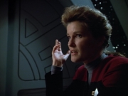 Filename=extant_StarTrek_VOY_4x07-ScientificMethod_01173.jpg
Filesize=128KiB
Dimensions=1200x900
Date added=Aug 20, 2019 extant_StarTrek_VOY_4x07-ScientificMethod_01173.jpg
