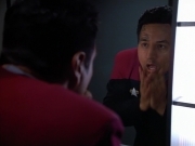 extant_StarTrek_VOY_4x07-ScientificMethod_01280.jpg