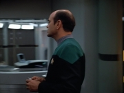 Filename=extant_StarTrek_VOY_4x07-ScientificMethod_01340.jpg
Filesize=128KiB
Dimensions=1200x900
Date added=Aug 20, 2019 extant_StarTrek_VOY_4x07-ScientificMethod_01340.jpg