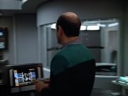 Filename=extant_StarTrek_VOY_4x07-ScientificMethod_01341.jpg
Filesize=143KiB
Dimensions=1200x900
Date added=Aug 20, 2019 extant_StarTrek_VOY_4x07-ScientificMethod_01341.jpg