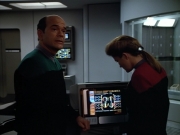 Filename=extant_StarTrek_VOY_4x07-ScientificMethod_01347.jpg
Filesize=146KiB
Dimensions=1200x900
Date added=Aug 20, 2019 extant_StarTrek_VOY_4x07-ScientificMethod_01347.jpg