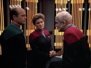 Filename=extant_StarTrek_VOY_4x07-ScientificMethod_01398.jpg
Filesize=204KiB
Dimensions=1200x900
Date added=Aug 20, 2019 extant_StarTrek_VOY_4x07-ScientificMethod_01398.jpg
