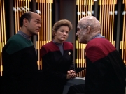 Filename=extant_StarTrek_VOY_4x07-ScientificMethod_01404.jpg
Filesize=214KiB
Dimensions=1200x900
Date added=Aug 20, 2019 extant_StarTrek_VOY_4x07-ScientificMethod_01404.jpg