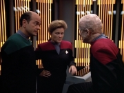 Filename=extant_StarTrek_VOY_4x07-ScientificMethod_01410.jpg
Filesize=207KiB
Dimensions=1200x900
Date added=Aug 20, 2019 extant_StarTrek_VOY_4x07-ScientificMethod_01410.jpg