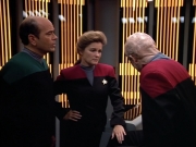 Filename=extant_StarTrek_VOY_4x07-ScientificMethod_01415.jpg
Filesize=205KiB
Dimensions=1200x900
Date added=Aug 20, 2019 extant_StarTrek_VOY_4x07-ScientificMethod_01415.jpg
