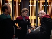 Filename=extant_StarTrek_VOY_4x07-ScientificMethod_01417.jpg
Filesize=218KiB
Dimensions=1200x900
Date added=Aug 20, 2019 extant_StarTrek_VOY_4x07-ScientificMethod_01417.jpg