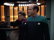 Filename=extant_StarTrek_VOY_4x07-ScientificMethod_01427.jpg
Filesize=177KiB
Dimensions=1200x900
Date added=Aug 20, 2019 extant_StarTrek_VOY_4x07-ScientificMethod_01427.jpg