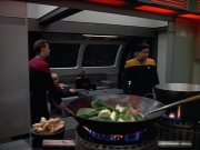 Filename=extant_StarTrek_VOY_4x07-ScientificMethod_01447.jpg
Filesize=176KiB
Dimensions=1200x900
Date added=Aug 20, 2019 extant_StarTrek_VOY_4x07-ScientificMethod_01447.jpg