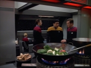 Filename=extant_StarTrek_VOY_4x07-ScientificMethod_01448.jpg
Filesize=169KiB
Dimensions=1200x900
Date added=Aug 20, 2019 extant_StarTrek_VOY_4x07-ScientificMethod_01448.jpg