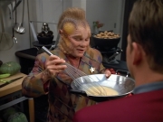 Filename=extant_StarTrek_VOY_4x07-ScientificMethod_01471.jpg
Filesize=178KiB
Dimensions=1200x900
Date added=Aug 20, 2019 extant_StarTrek_VOY_4x07-ScientificMethod_01471.jpg