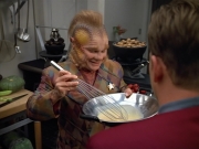 Filename=extant_StarTrek_VOY_4x07-ScientificMethod_01475.jpg
Filesize=180KiB
Dimensions=1200x900
Date added=Aug 20, 2019 extant_StarTrek_VOY_4x07-ScientificMethod_01475.jpg