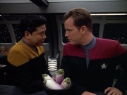 Filename=extant_StarTrek_VOY_4x07-ScientificMethod_01501.jpg
Filesize=152KiB
Dimensions=1200x900
Date added=Aug 20, 2019 extant_StarTrek_VOY_4x07-ScientificMethod_01501.jpg