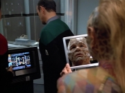 extant_StarTrek_VOY_4x07-ScientificMethod_01539.jpg