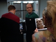 extant_StarTrek_VOY_4x07-ScientificMethod_01542.jpg
