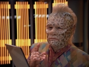 extant_StarTrek_VOY_4x07-ScientificMethod_01583.jpg