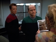 Filename=extant_StarTrek_VOY_4x07-ScientificMethod_01599.jpg
Filesize=151KiB
Dimensions=1200x900
Date added=Aug 20, 2019 extant_StarTrek_VOY_4x07-ScientificMethod_01599.jpg