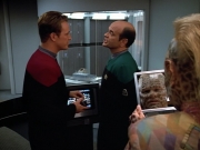 Filename=extant_StarTrek_VOY_4x07-ScientificMethod_01604.jpg
Filesize=165KiB
Dimensions=1200x900
Date added=Aug 20, 2019 extant_StarTrek_VOY_4x07-ScientificMethod_01604.jpg