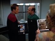 Filename=extant_StarTrek_VOY_4x07-ScientificMethod_01613.jpg
Filesize=171KiB
Dimensions=1200x900
Date added=Aug 20, 2019 extant_StarTrek_VOY_4x07-ScientificMethod_01613.jpg