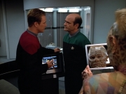 Filename=extant_StarTrek_VOY_4x07-ScientificMethod_01617.jpg
Filesize=167KiB
Dimensions=1200x900
Date added=Aug 20, 2019 extant_StarTrek_VOY_4x07-ScientificMethod_01617.jpg