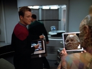 Filename=extant_StarTrek_VOY_4x07-ScientificMethod_01627.jpg
Filesize=170KiB
Dimensions=1200x900
Date added=Aug 20, 2019 extant_StarTrek_VOY_4x07-ScientificMethod_01627.jpg
