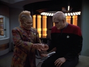 Filename=extant_StarTrek_VOY_4x07-ScientificMethod_01649.jpg
Filesize=168KiB
Dimensions=1200x900
Date added=Aug 20, 2019 extant_StarTrek_VOY_4x07-ScientificMethod_01649.jpg