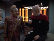 Filename=extant_StarTrek_VOY_4x07-ScientificMethod_01661.jpg
Filesize=173KiB
Dimensions=1200x900
Date added=Aug 20, 2019 extant_StarTrek_VOY_4x07-ScientificMethod_01661.jpg