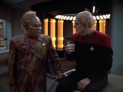 Filename=extant_StarTrek_VOY_4x07-ScientificMethod_01662.jpg
Filesize=173KiB
Dimensions=1200x900
Date added=Aug 20, 2019 extant_StarTrek_VOY_4x07-ScientificMethod_01662.jpg