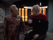 Filename=extant_StarTrek_VOY_4x07-ScientificMethod_01664.jpg
Filesize=170KiB
Dimensions=1200x900
Date added=Aug 20, 2019 extant_StarTrek_VOY_4x07-ScientificMethod_01664.jpg