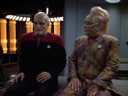 extant_StarTrek_VOY_4x07-ScientificMethod_01700.jpg