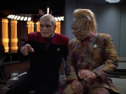 extant_StarTrek_VOY_4x07-ScientificMethod_01719.jpg