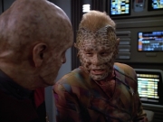 extant_StarTrek_VOY_4x07-ScientificMethod_01728.jpg