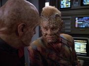 extant_StarTrek_VOY_4x07-ScientificMethod_01729.jpg