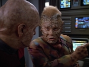 extant_StarTrek_VOY_4x07-ScientificMethod_01731.jpg