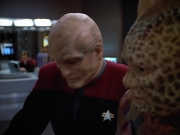 extant_StarTrek_VOY_4x07-ScientificMethod_01734.jpg