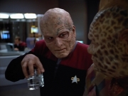 Filename=extant_StarTrek_VOY_4x07-ScientificMethod_01738.jpg
Filesize=149KiB
Dimensions=1200x900
Date added=Aug 20, 2019 extant_StarTrek_VOY_4x07-ScientificMethod_01738.jpg