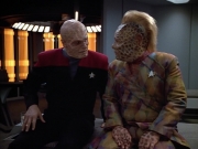 Filename=extant_StarTrek_VOY_4x07-ScientificMethod_01752.jpg
Filesize=179KiB
Dimensions=1200x900
Date added=Aug 20, 2019 extant_StarTrek_VOY_4x07-ScientificMethod_01752.jpg